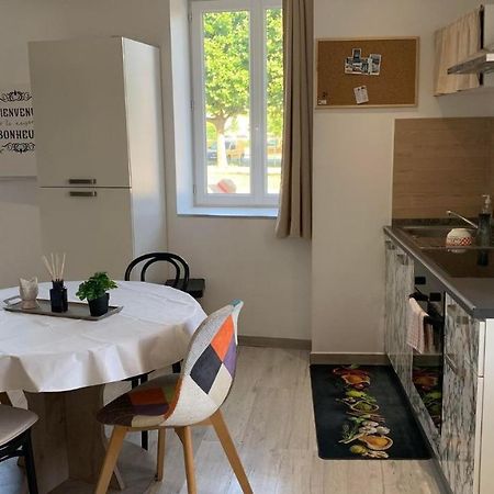 T2 Cosy Matelas 5* / Ecran Plat Qled Mâcon Exteriör bild