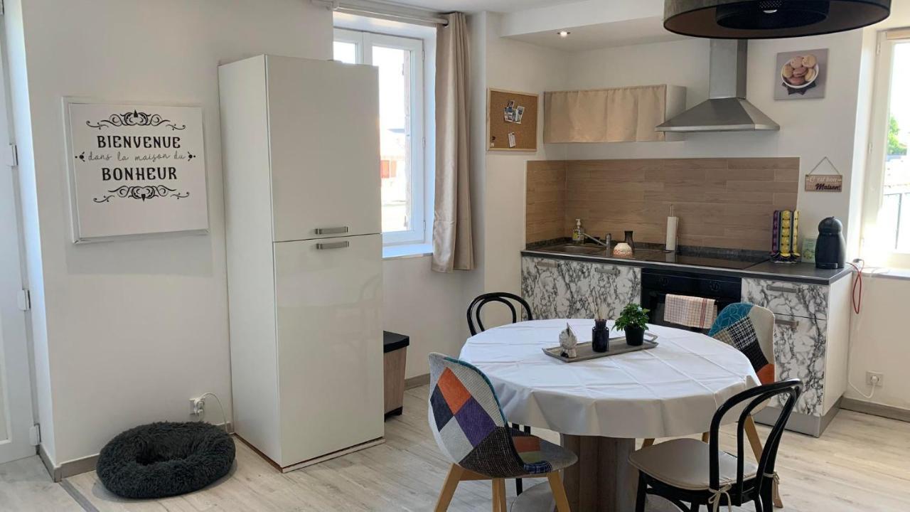 T2 Cosy Matelas 5* / Ecran Plat Qled Mâcon Exteriör bild